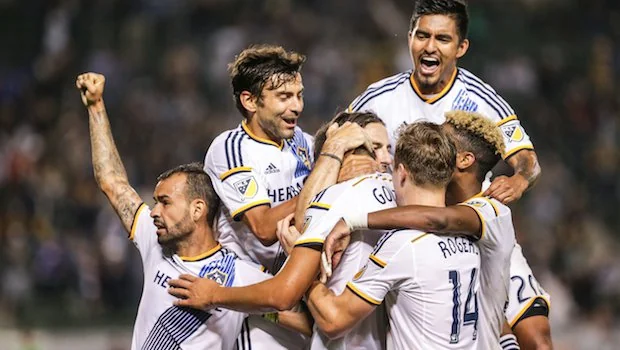 厄文在比赛 厄文在比赛